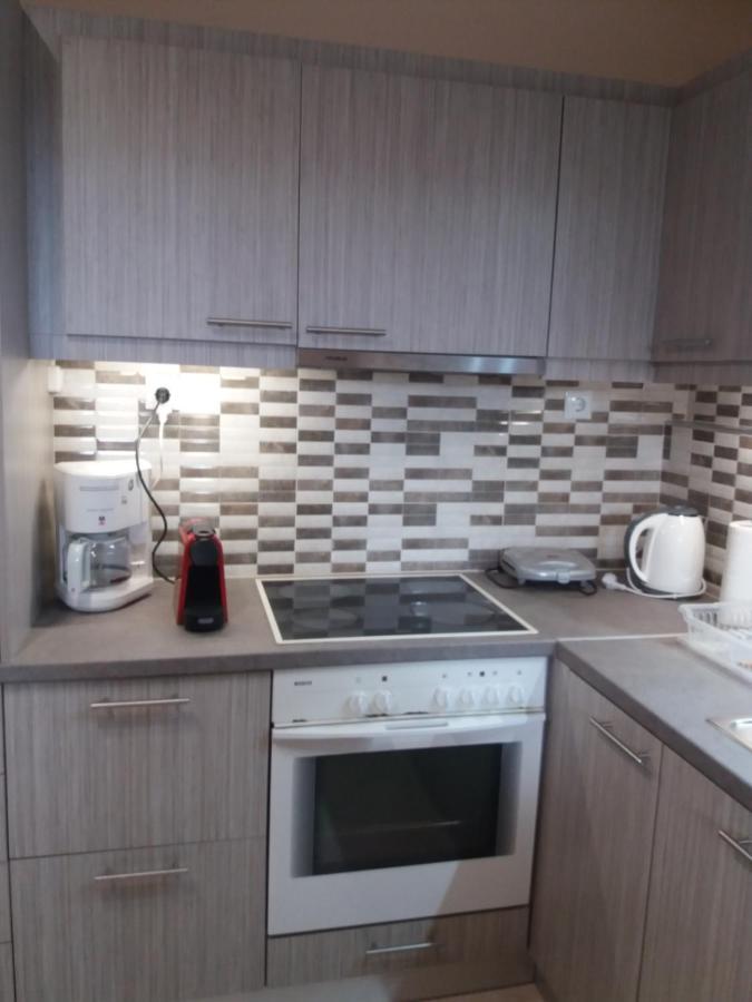 Appartement Vaso's Near The And Airport